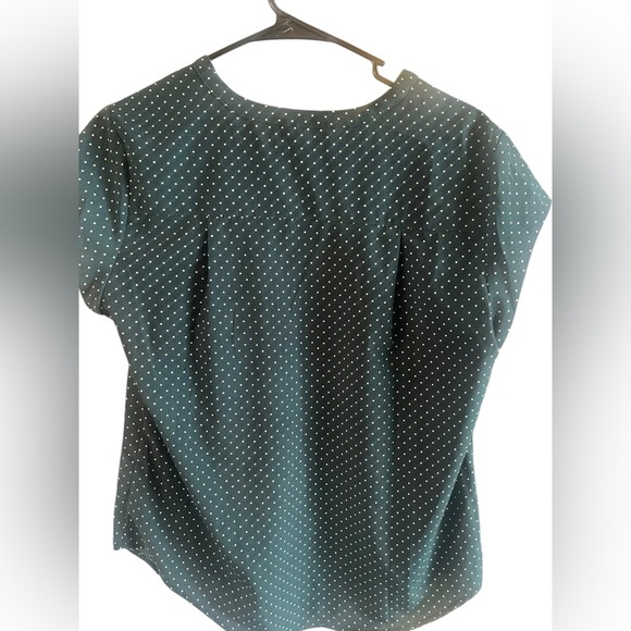 Fun2Fun Green Polka Dot Women's Top Size M - Picture 4 of 4